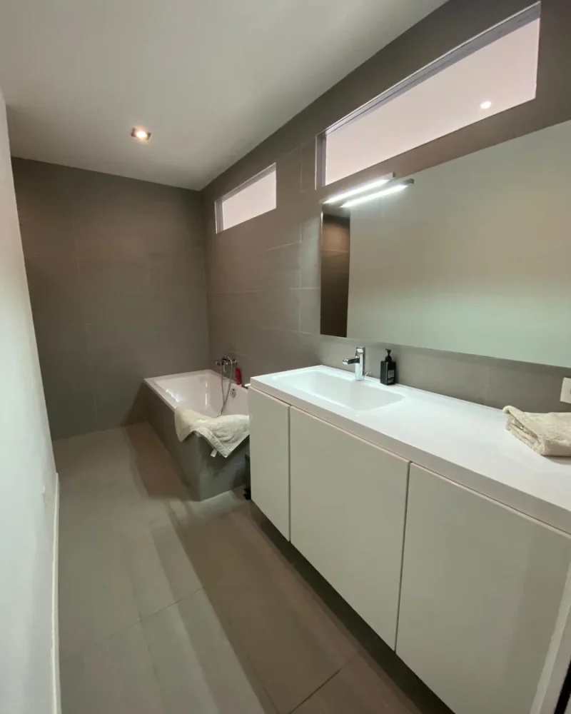 IMG-20241113-WA0117-petite