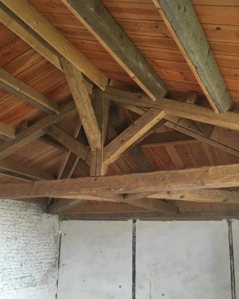 realisation-charpente-les-batisseurs-charentais-entreprise-de-renovation-saint-sauveur-d-aunis (2)