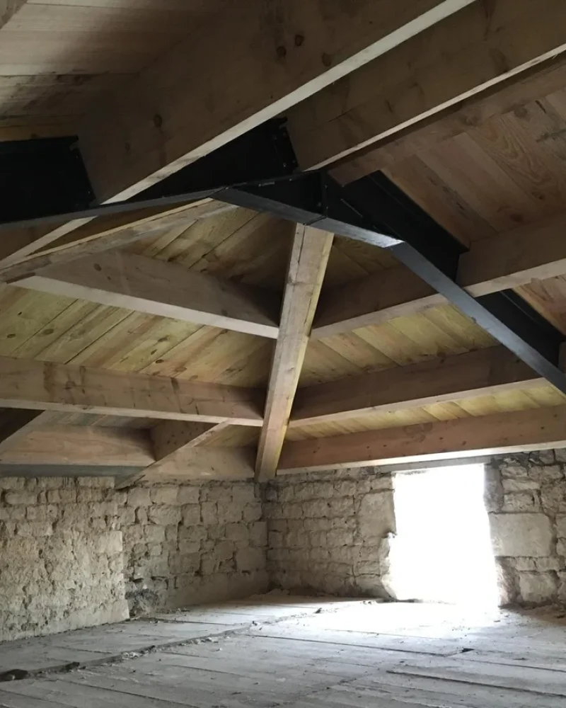 realisation-charpente-les-batisseurs-charentais-entreprise-de-renovation-saint-sauveur-d-aunis (4)