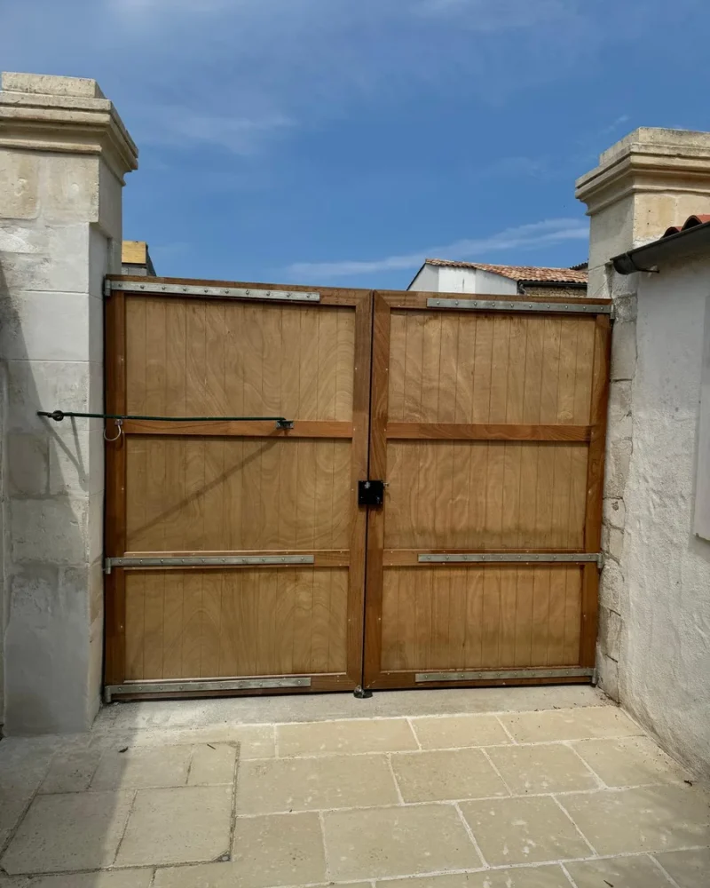 realisation-menuiserie-exterieure-les-batisseurs-charentais-entreprise-de-renovation-saint-sauveur-d-aunis (9)