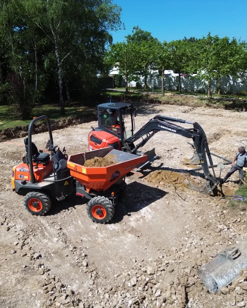 realisation-terrassement-demoliti-les-batisseurs-charentais-entreprise-de-renovation-saint-sauveur-d-a (5)